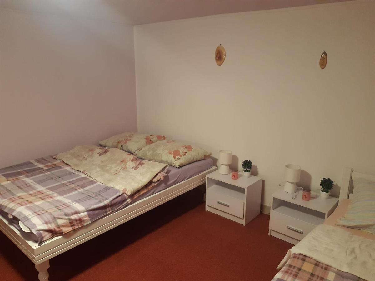 Studio Apartman Small Lili Popovaca Luaran gambar