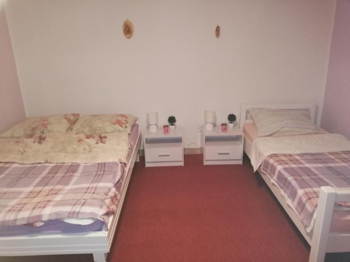 Studio Apartman Small Lili Popovaca Luaran gambar